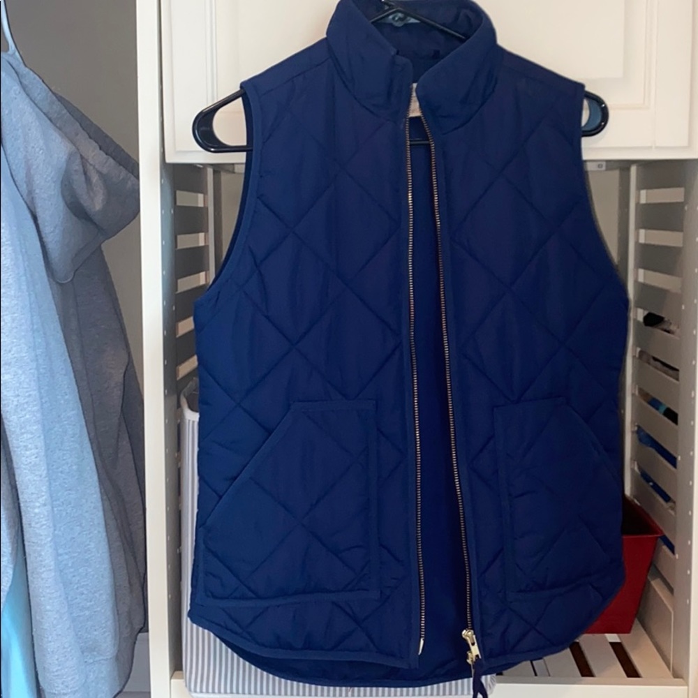 J Crew sleeveless vest